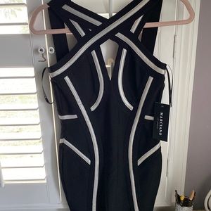 nwt Marciano let it glow bandage dress